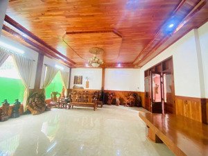 cc bán nhà vườn 975m2 đường cách mạng tháng 8 - tp pleiku, gia lai, gần quảng trường, 8 tỷ tl