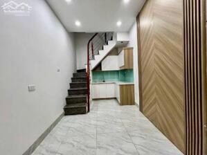 Bán nhà đường Giải Phóng 15m2 xây 5 tầng 3 ngủ 20m ra ô tô 2.68 tỷ hiếm Hai Bà Trưng