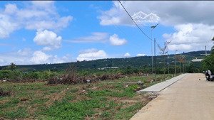 đất đinh văn, lâm hà ngoại ô đà lạt 200m² sổ riêng sẵn thổ cư 430 triệu
