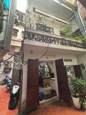 chỉ 5.1 tỷ có nhà tôn đức thắng lô góc 3 mặt thoáng trung tâm đống đa vị trí siêu hiếm