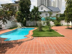 hàng vip đẳng cấp thượng lưu 2 mặt tiền nguyễn văn hưởng khu thảo điền q2-dt: 20x25m 3 lầu - 99tỷ