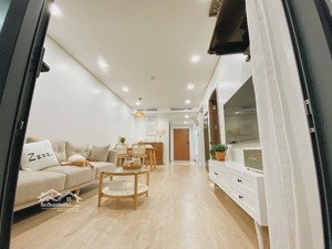 cho thuê chcc cao cấp cực đẹp 1pn, 1wc, 57m2, 17 triệu tại saigon pavillon quận 3. lh : 
