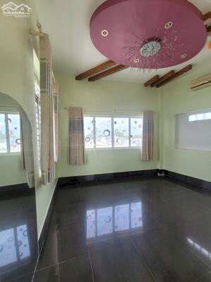 Cho thuê nhà hẻm 116 đường xô việt nghệ tĩnh, ngay trung tâm