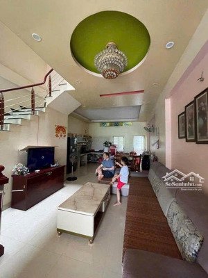 nhà 3 tầng đường phùng chí kiên, bắc lệnh, cam đường, lào cai