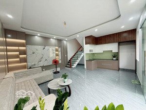 bán nhà trung tâm phường yên sở, giá thoả thuận