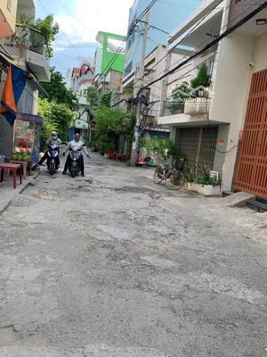 bán nhà hẻm xe hơi hoàng bật đạt, q. tân bình, dt 4,2x27m, giá 6,5 tỷ