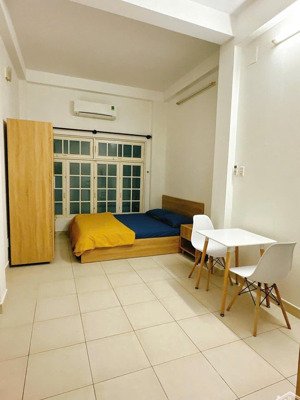 cho thuê nhà trọ/chdv tại 20b lam sơn, p2, tân bình, gần cổng sbay tân sơn nhất