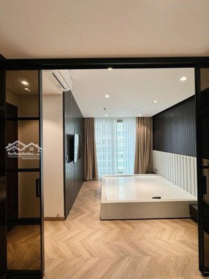 cho thuê the peak 130m2 nhà nội thất cao cấp hướng đông nam mát mẻ, giá thuê 60tr/tháng tl