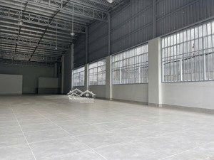 cho thuê nhà căn góc kinh doanh, mặt tiền đường lê văn lương nhà bè