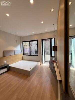 BÁN GẤP NHÀ HOÀNG CẦU ĐỐNG ĐA 70m2, 7 TẦNG MẶT TIỀN 4m GIÁ 27.9 TỶ