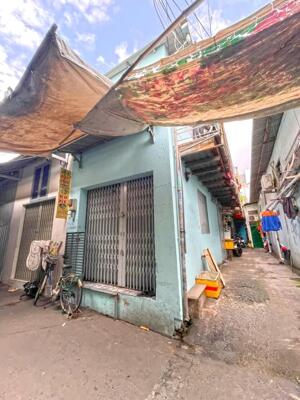 Dãy trọ 4 phòng 4x19m mặt tiền hẻm 4m Nguyễn Thị Thập, Quận 7