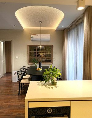 cần bán căn hộ cc vinata tower, dt 88m2, 2n2wc, full đồ, sổ đỏ, có slot, giá 7,5 tỷ, lh 