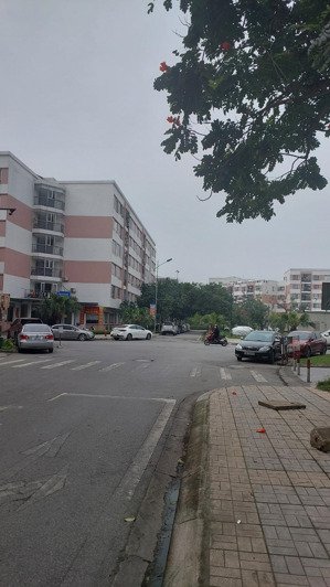 bán gấp chung cư đặng xá 60m2 giá 2.5 tỷ