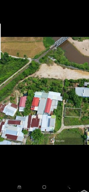 đất gần bờ kè sông tắc - tây nha trang
- diện tích : 200m2 ( ngang 10.5m )sau qh còn 166m2
- đường