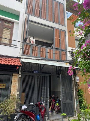 hàng hiếm, bán nhà 129/7 đường số 47 (hẻm 5m) ô tô ngủ trong nhà ,tân quy , quận 7