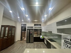 cho thuê nhà phố lakeview city, full nội thất đẹp, 1 trệt 3 lầu, 4pn 4wc giá 30 triệu lh 