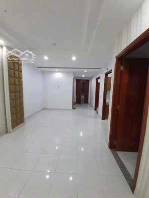 bán căn hộ 51f chánh hưng p5, q8. dt 73m2