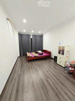 giang biên - long biên dt 32m 6t mt 3.4m giá 6 tỷ