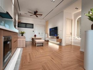 cắt lỗ cũng bán !!! chính chủ cần bán nhanh căn 2 ngủ full đồ đẹp tại cc nam xala chỉ việc về ở