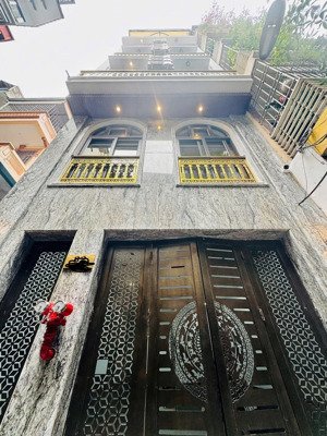 siêu phẩm ccmn dòng tiền trung tâm thanh xuân lên sóng - 6 tầng thang máy - 18 phòng khép kín.