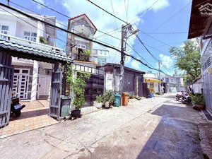 nhà 1 trệt 1 lầu, công nhận 130m2 đường xe hơi thông, đang cho thuê 24tr, trục nguyễn ảnh thủ
