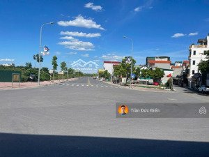 hàng hoa hậu 120,4m2 đất đấu giá mặt đường 30m view giữa lòng hồ bộ đội 30ha, chuẩn bị khởi công