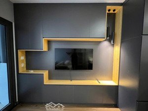 bán căn studio vinhomes west point, 4 tỷ, 35m2, đẹp, giá siêu tốt, sẵn hđ thuê khách hàn, slot ô tô