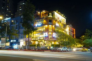 bán nhà mt nguyễn thị thập, tân mỹ, quận 7, dt 14 x 30m. 3 tầng - hđt 230 triệu. giá bán: 95 tỷ