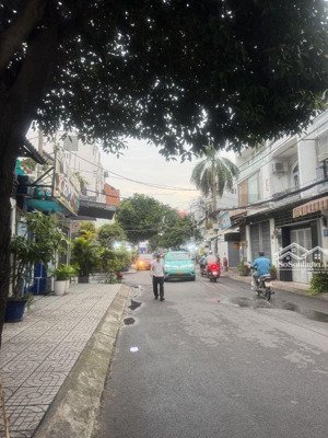 bán nhà mặt phố ngang khủng 5m, nguyễn văn khối, 15 tỷ, 100m2, phường 8, gò vấp, hcm