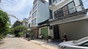 - phân lô vỉa hè, ô tô tránh, kinh doanh. diện tích 50m, mt 5m, xây 7 tầng - gía chào 14;5 tỷ,