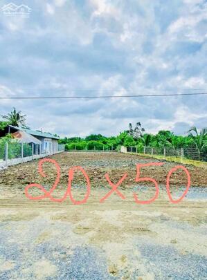 BÁN GẤP NÈN ĐẤT 20X50=1000M2 THỔ CƯ SHR MT ĐƯỜNG TỈNH SÁT KCN BÀU BÀNG CHỢ DÂN ĐÔNG GIÁ 3 TỶ 2