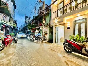 NHÀ HIẾM HẺM ÔTÔ P3 Bình Thạnh, 3 Tầng 30m2, nhỉnh 5 tỷ