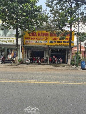 bán nhà mặt tiền bùi thị xuân , p tân đông hiệp, tp hcm.
dt 113,4m , thổ cư 74,7m