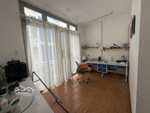 cho thuê nhà riêng tại đường trường sa, phường 2, phú nhuận lh 