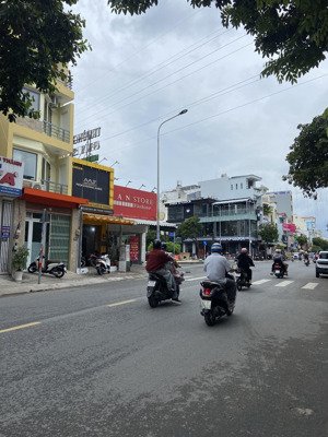 bán nhà mặt tiền đường trương vĩnh ký quận tân phú.dt:4,2x19m.giá 16 tỷ