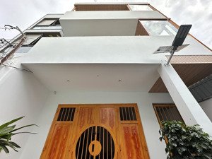 cơ hội đầu tư sinh lợi cao
11 chdv cao cấp dòng tiền 13%/năm gần 100tr/tháng - 75m