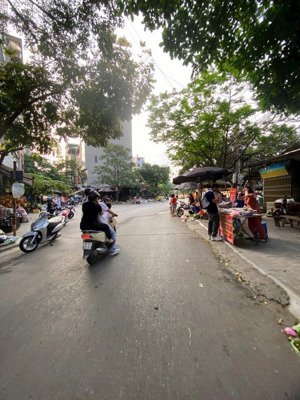 bán nhà mặt phố trung tâm kđt văn quán kinh doanh đa dạng 80m2, 5t, mt 4.5m, giá 24,5 tỷ