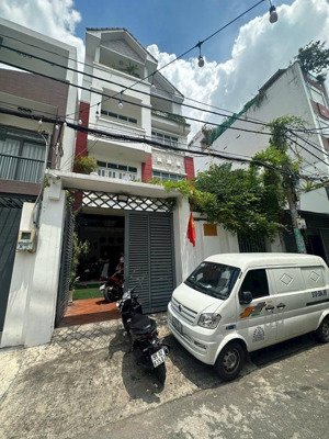 biệt thự đẹp lung linh phạm quý thích, tân quý, tân phú. lh/ điệp 
