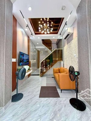 nhà mới đẹp hẻm xe tải 10m như mặt tiền cách lê văn sỹ chỉ 15m 36.5m 2 tầng full nội thất