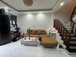 bán nhà #đức_diễn oto đỗ cổng giá nhỉnh 6 tỷ -5 tầng kinh doanh tuyệt vời