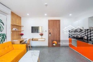 bán toà căn hộ 7 tầng 13p mặt tiền đường đinh đạt gần vương thừa vũ dòng tiền 100tr/th chỉ 20 tỷ