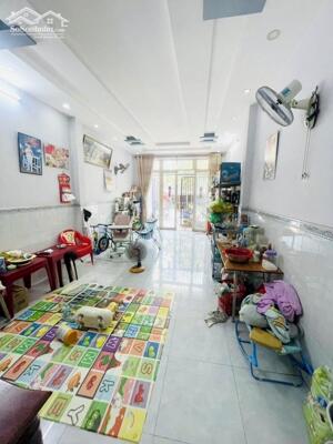 PHÚ NHUẬN, NHÀ ĐẸP Ở NGAY, 4 TẦNG, 48M2, HXH, GẦN MT HUỲNH VĂN BÁNH, 9.45 Tỷ