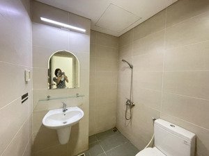 cho thuê phòng master full nt tại luxcity q7 4,8tr/tháng, free hồ bơi & tiện ích