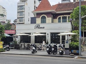 cho thuê biệt thự pháp cổ đoàn trần nghiệp đối diện vincom mt 9m 200mx2 tầng kd mọi mô hình