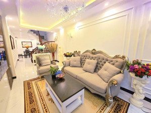 bán nhà phố đàm quang trung - cổ linh, lô góc, gần phố dt 48m2 x 5tầng. gía chào 8 tỷ tý