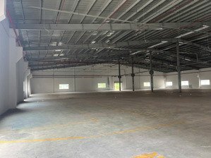 bán xưởng kcn bến cát - bình dương. diện tích đất 3ha, xưởng 15000m2