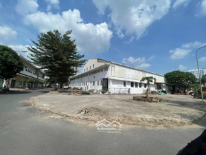 cho thuê kho, nhà xưởng 550m2 tại kdc long hậu, 70,5 triệu/th