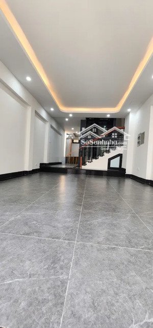 cực phẩm nhà phố bồ đề, long biên - nhà 5 tầng - thang máy - ô tô đỗ cửa