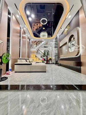 nhà phố mới đẹp vào ở ngay đường huỳnh thị hai quận 12