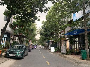 bán gấp nhà đường n2 khu dân cư d2d võ thị sáu phường trấn biên ( thống nhất củ ) giá ngộp